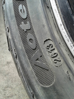 ขอบ17นิ้ว4รู100 พร้อมยาง สวยๆ 4 ล้อ ราคา 6900 บาท