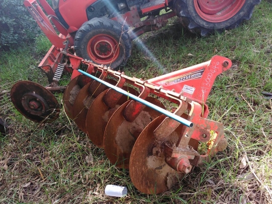 ขายรถไถนาคูโบต้า36แรงL3608เล่มพร้อมอุปกรณ์ครบ1800ซม.ราคา230000