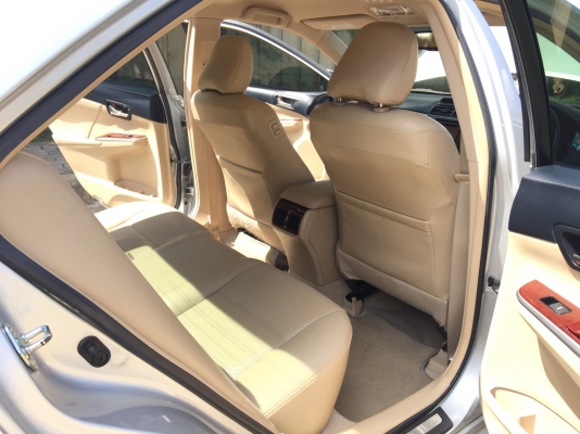 2012 TOYOTA CAMRY 2.5G DVD รถสวยจัด ภายในใหม่เอี่ยม ซื้อไปคุ้มสุดๆ ไม่ต้องทำอะไรเพิ่มเลย