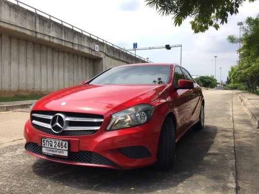 2016 MERCEDES-BENZ A180 URBAN รถสวยมาก สีสดสุดๆ น่าใช้มากๆ ประหยัดสุดๆ
