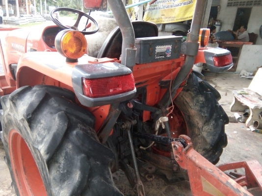 พ่อค้าตัดราคาได้ ขายรถไถคูโบต้า L 3608 พร้อมดันหน้า พาน 5 เล่มทะเบียนพร้อม พ่อค้าตัดราคาได้ ขายรถไถคูโบต้า L 3608 พร้อมดันหน้า พาน 5 เล่มทะเบียนพร้อม