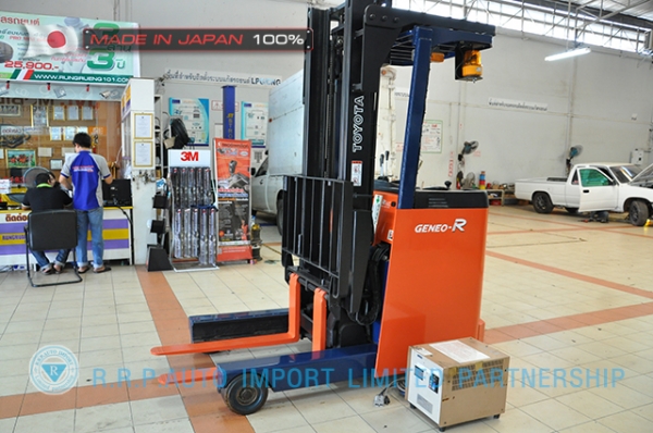 ขายรถโฟล์คลิฟท์ไฟฟ้ามือสอง TOYOTA รุ่น 7FBRS18-10049 ราคา 215,000 บาท นำเข้าจากประเทศญี่ปุ่น 100\% ไม่เคยใช้งานในไทย