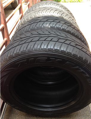 ยาง FALKEN 265 60 18 กลางปี11 ราคาไม่แพง