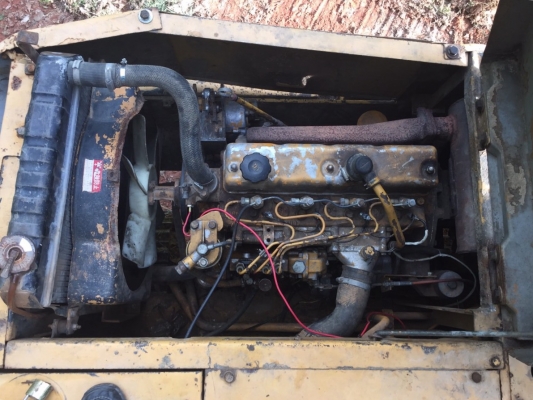 ขายรถแบคโฮ KOMATSU PC60-1 มีแอร์มีปุ้งกี๋ สภาพดี สนใจโทร 081-970-1072