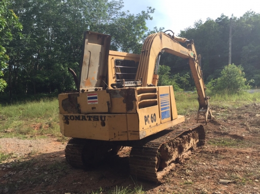 ขายรถแบคโฮ KOMATSU PC60-1 มีแอร์มีปุ้งกี๋ สภาพดี สนใจโทร 081-970-1072 ขายรถแบคโฮ KOMATSU PC60-1 มีแอร์มีปุ้งกี๋ สภาพดี สนใจโทร 081-970-1072