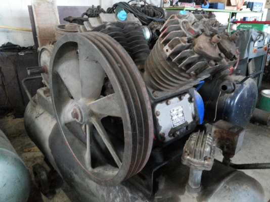 ....ขายถูกมาก.... หัวปั้มลม fuji japan 10 แรง 4 สูบ