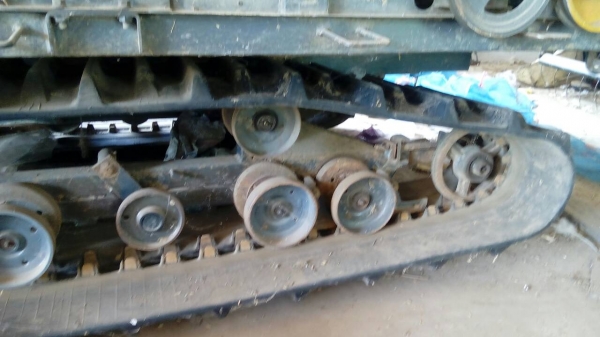 รถเกี่ยวข้าว DC 68 g  ปี 54  ชั่วโมง 1068