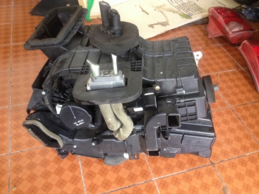 ตู้เเอร์ AUTO NISSAN CUBE เก่าญี่ปุ่นเเท้สภาพสวยครบชุดตามรูป ตู้เเอร์ AUTO NISSAN CUBE เก่าญี่ปุ่นเเท้สภาพสวยครบชุดตามรูป