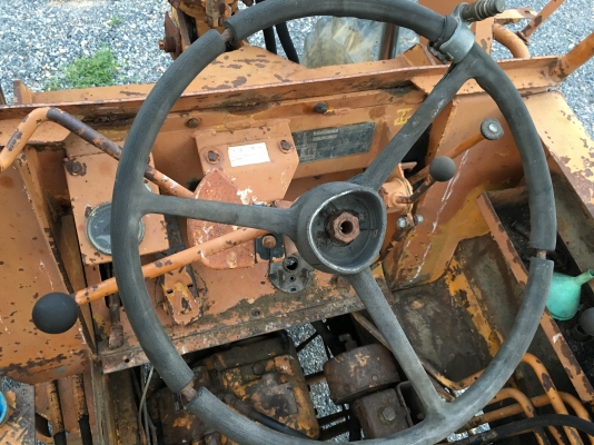 ขายรถตักล้อยาง KOMATSU JH30B รถเก่าใน(บุ๋งกี้ขนาด1คิว) สภาพสวยๆ พร้อมใช้ สนใจติดต่อ 081-9485494