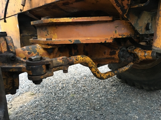 ขายรถตักล้อยาง KOMATSU JH30B รถเก่าใน(บุ๋งกี้ขนาด1คิว) สภาพสวยๆ พร้อมใช้ สนใจติดต่อ 081-9485494