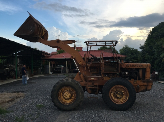 ขายรถตักล้อยาง KOMATSU JH30B รถเก่าใน(บุ๋งกี้ขนาด1คิว) สภาพสวยๆ พร้อมใช้ สนใจติดต่อ 081-9485494