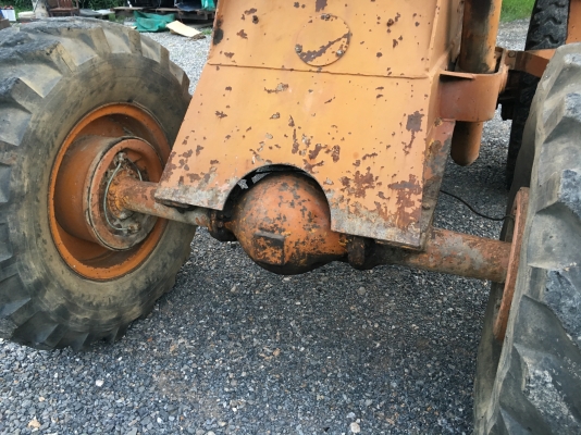 ขายรถตักล้อยาง KOMATSU JH30B รถเก่าใน(บุ๋งกี้ขนาด1คิว) สภาพสวยๆ พร้อมใช้ สนใจติดต่อ 081-9485494