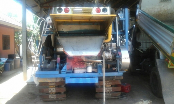 ขายรถเกี่ยวข้าวเกษตรพัฒนา