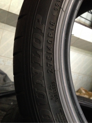 ขายยางDunrop 275/40/18  ปีผลิต 1313 RUN FLATE  MADE IN GERMANY