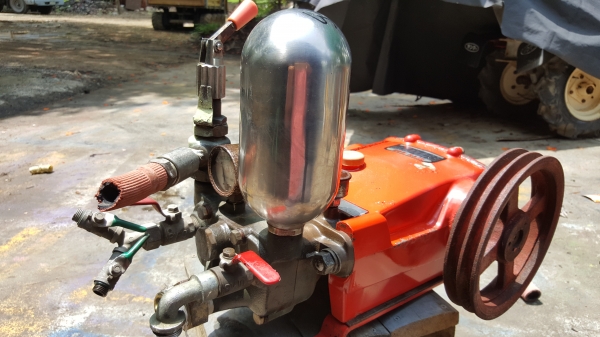 ปั้มอัดฉีด ใหญ่ๆๆ เข้า นิ้วสอง ปั้มอัดฉีด ใหญ่ๆๆ เข้า นิ้วสอง