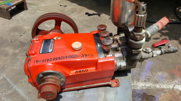 ปั้มอัดฉีด ใหญ่ๆๆ เข้า นิ้วสอง ปั้มอัดฉีด ใหญ่ๆๆ เข้า นิ้วสอง