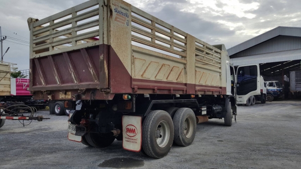 ขาย HINO series5 380แรงม้า ปี56 สนใจติดต่อ 081-9426747 ขาย HINO series5 380แรงม้า ปี56 สนใจติดต่อ 081-9426747