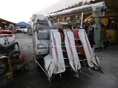 ขายถูก รถเกี่ยวข้าวนั่งขับ  MITSUBISHI    MC320G  รหัสสินค้า : 80803496   www.nihonmono.com