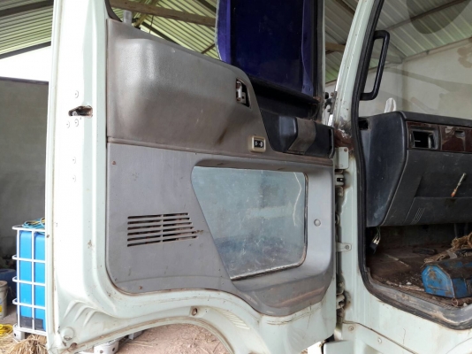 ขายด่วน 10ล้อ HINO FM3M สองเพลาเทรลเลอร์ขึ้น แม็คโคร200 สภาพพร้อมใช้งาน เครื่องเกียร์ดี คัชชีดีพร้อมใช้งาน