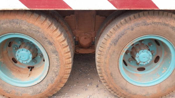 ขายด่วน 10ล้อ HINO FM3M สองเพลาเทรลเลอร์ขึ้น แม็คโคร200 สภาพพร้อมใช้งาน เครื่องเกียร์ดี คัชชีดีพร้อมใช้งาน