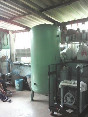 ขายถังลม ขนาด 1000 ลิตร ท่อ 1.1/2"