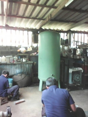 ขายถังลม ขนาด 1000 ลิตร ท่อ 1.1/2"