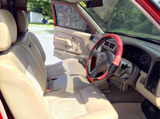 ฟรีดาวน์ ครับ  สภาพเดิมๆ สวยๆ พร้อมใช้งานครับ ขาย FRONTIER เครื่องตัวใหม่ YD 2.5 เบอร์โบ ตอนเดียว สีแดง ปี 2006 - 2549 เกียร์ ธรรมดา พวงมาลัยเพาเวอร์ เครื่องแน่น วิ่งดีมาก วิ่งนิ่งๆเลย ช่วงล่างแน่น ไม่ต้องซ่อมเลย แอร์เย็น สภาพพร้อมใช้งาน ซื้