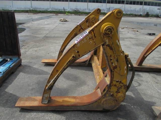 ขาย ตัวหนีบไม้ ใส่กับรถ WHEEL LOADER 25,000 บาท สนใจติดต่อ 092 315 8787 ขาย ตัวหนีบไม้ ใส่กับรถ WHEEL LOADER 25,000 บาท สนใจติดต่อ 092 315 8787