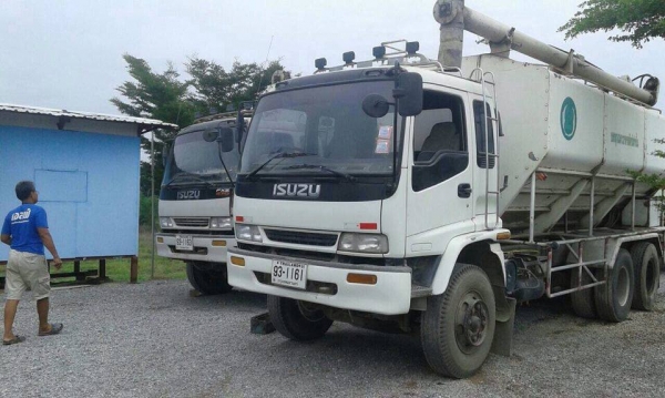 ขายรถบรรทุกอาหารสัตว์ ขายรถบรรทุกอาหารสัตว์