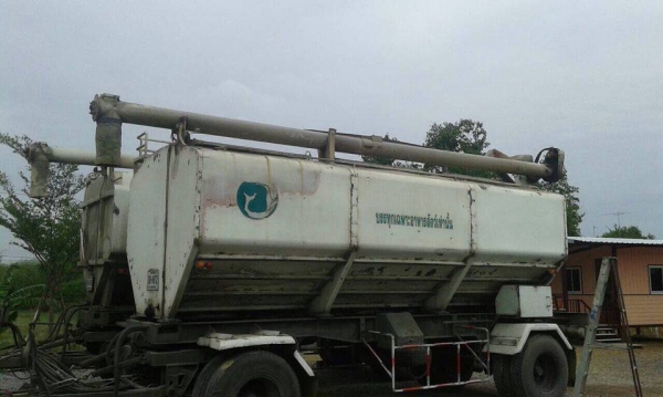 ขายรถบรรทุกอาหารสัตว์ ขายรถบรรทุกอาหารสัตว์