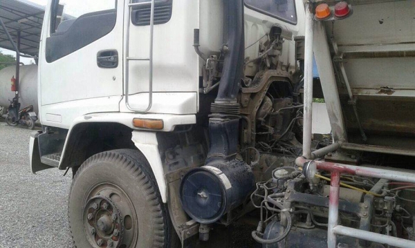 ขายรถบรรทุกอาหารสัตว์