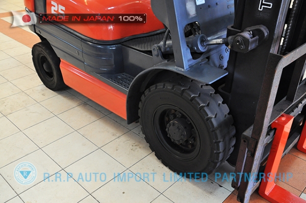 ขายรถโฟล์คลิฟท์มือสอง TOYOTA รุ่น 6FG25-10919 ราคา 275,000 บาท นำเข้าจากประเทศญี่ปุ่น 100\% ไม่เคยใช้งานในประเทศไทยย