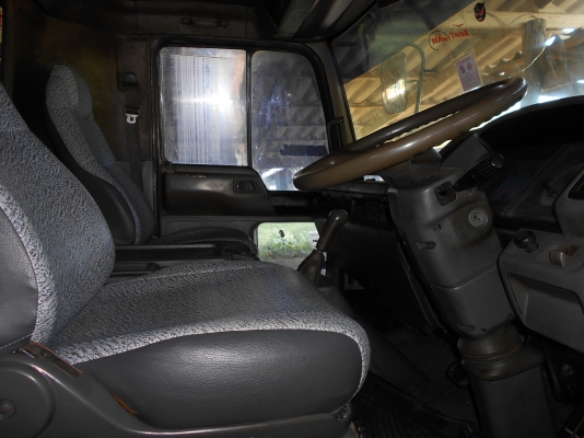 ขายฮีโนเครื่อง140แรงยาว5.5เมตรรถสภาพดียางดีคัสซีสวยเครื่องแน่ไม่มีไอสนจัยราคาต่อรองดั้ยครับ 0810074646 อ่างทองครับ