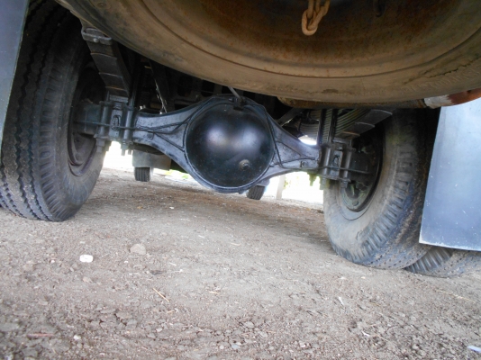 ขายฮีโนเครื่อง140แรงยาว5.5เมตรรถสภาพดียางดีคัสซีสวยเครื่องแน่ไม่มีไอสนจัยราคาต่อรองดั้ยครับ 0810074646 อ่างทองครับ