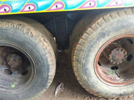 ขายรถเทรลเลอร์หัวยาว เครื่อง168แรง EH700 มีระบบบันไดขึ้นรถเกี่ยว สภาพพร้อมใช้งาน เอกสารเล่มทะเบียนพร้อมโอน ราคา270,000 สนใจโทร 090-8588220คุณนะ 093-3258446คุณบิว หรือเข้าดูสินค้าอื่นๆได้ที่ www.narong2truck.com หรือ www.truck.in.th/498 หรือเพจFacebook ณรง