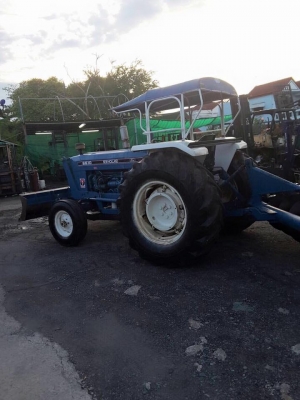 ขายรถไถ FORD 6610 อุปกรณ์ผานหน้า ผานหลัง พร้อมใช้งาน