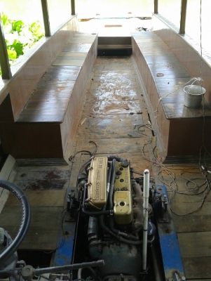 เรือเครื่อง เรือเครื่อง