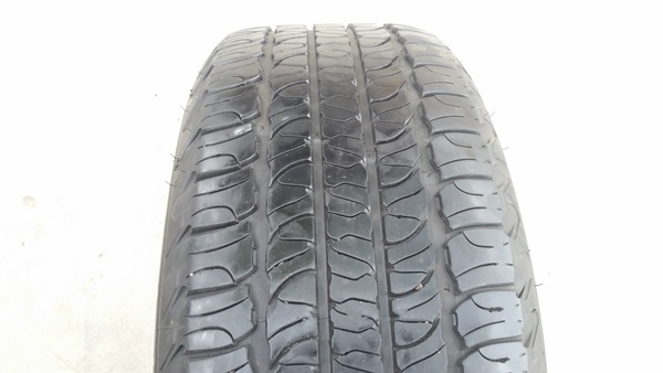 ขายยาง235/60/17 ปี 0615 GOODYEAR 4 เส้น