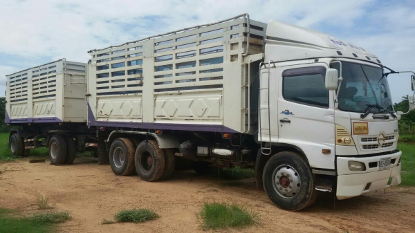 รถพ่วงแม่ลูก 18 ล้อ HINO MEGA 260 แรงม้า ปีจดทะเบียน 2546 รถพ่วงแม่ลูก 18 ล้อ HINO MEGA 260 แรงม้า ปีจดทะเบียน 2546