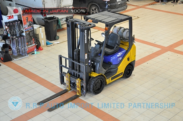 ขายรถโฟล์คลิฟท์มือสอง KOMATSU รุ่น FG25NT-15-573909 ราคา 325,000 บาท นำเข้าจากประเทศญี่ปุ่น 100\% ไม่เคยใช้งานในไทย