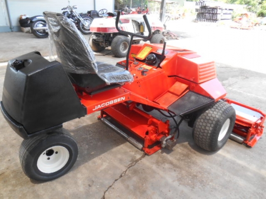 รถตัดหญ้า สามแก๊ค์ JACOBSEN TRI-KING 1672D พร้อมใช้งาน