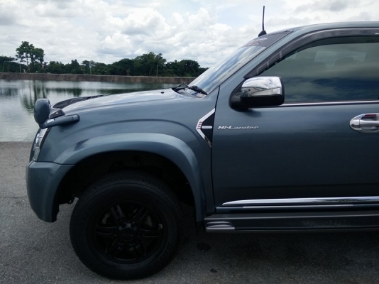 ดีแม็ก 4 ประตู รุ่นซุปเปอร์ไททาเนียม ปี2011 เครื่อง 2500 ซีซี ดีแม็ก 4 ประตู รุ่นซุปเปอร์ไททาเนียม ปี2011 เครื่อง 2500 ซีซี