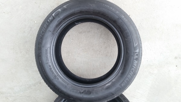 ขายยาง215/60/16 ปี 15  MICHERLIN 3ST 4 เส้น