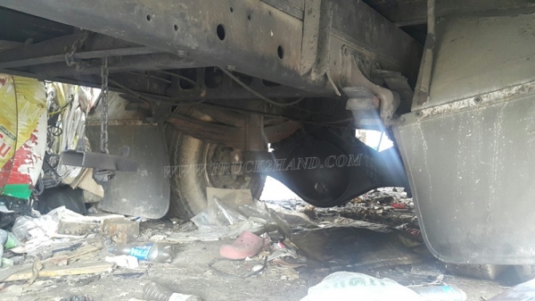 รถบรรทุกติดเครนยี่ห้ออีโน่ รุ่น FD เครนขนาด 3 ตัน สภาพแซซซีสวยมาก รถบรรทุกติดเครนยี่ห้ออีโน่ รุ่น FD เครนขนาด 3 ตัน สภาพแซซซีสวยมาก