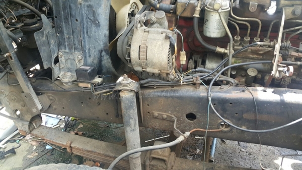 รถบรรทุกติดเครนยี่ห้ออีโน่ รุ่น FD เครนขนาด 3 ตัน สภาพแซซซีสวยมาก รถบรรทุกติดเครนยี่ห้ออีโน่ รุ่น FD เครนขนาด 3 ตัน สภาพแซซซีสวยมาก