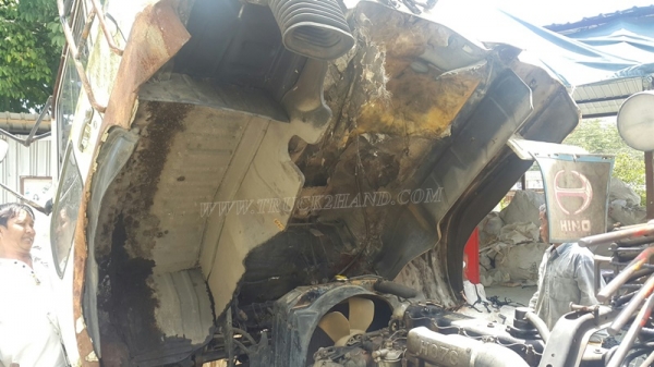 รถบรรทุกติดเครนยี่ห้ออีโน่ รุ่น FD เครนขนาด 3 ตัน สภาพแซซซีสวยมาก รถบรรทุกติดเครนยี่ห้ออีโน่ รุ่น FD เครนขนาด 3 ตัน สภาพแซซซีสวยมาก