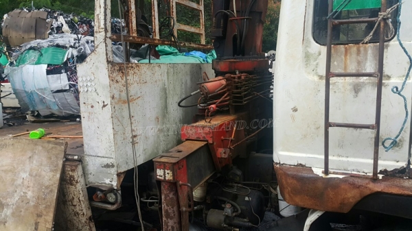 รถบรรทุกติดเครนยี่ห้ออีโน่ รุ่น FD เครนขนาด 3 ตัน สภาพแซซซีสวยมาก รถบรรทุกติดเครนยี่ห้ออีโน่ รุ่น FD เครนขนาด 3 ตัน สภาพแซซซีสวยมาก