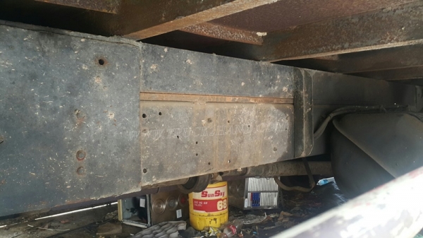 รถบรรทุกติดเครนยี่ห้ออีโน่ รุ่น FD เครนขนาด 3 ตัน สภาพแซซซีสวยมาก รถบรรทุกติดเครนยี่ห้ออีโน่ รุ่น FD เครนขนาด 3 ตัน สภาพแซซซีสวยมาก