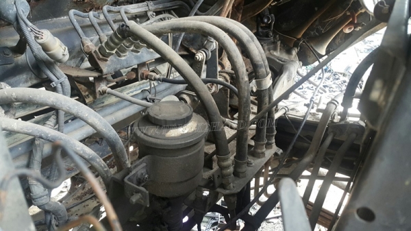 รถบรรทุกติดเครนยี่ห้ออีโน่ รุ่น FD เครนขนาด 3 ตัน สภาพแซซซีสวยมาก รถบรรทุกติดเครนยี่ห้ออีโน่ รุ่น FD เครนขนาด 3 ตัน สภาพแซซซีสวยมาก