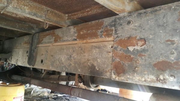 รถบรรทุกติดเครนยี่ห้ออีโน่ รุ่น FD เครนขนาด 3 ตัน สภาพแซซซีสวยมาก รถบรรทุกติดเครนยี่ห้ออีโน่ รุ่น FD เครนขนาด 3 ตัน สภาพแซซซีสวยมาก